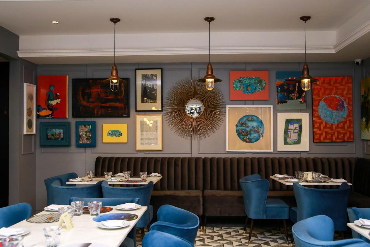 Ambiance Boutique Art Hotel Lahore Exteriér fotografie Interior of the restaurant