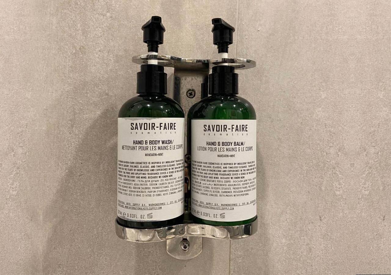 Ambiance Boutique Art Hotel Lahore Pokoj fotografie Savoir-Faire products